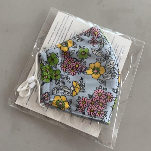 Tory Burch Face Mask (x1 ONE) Brand New- Blue only - Picture 2 of 2